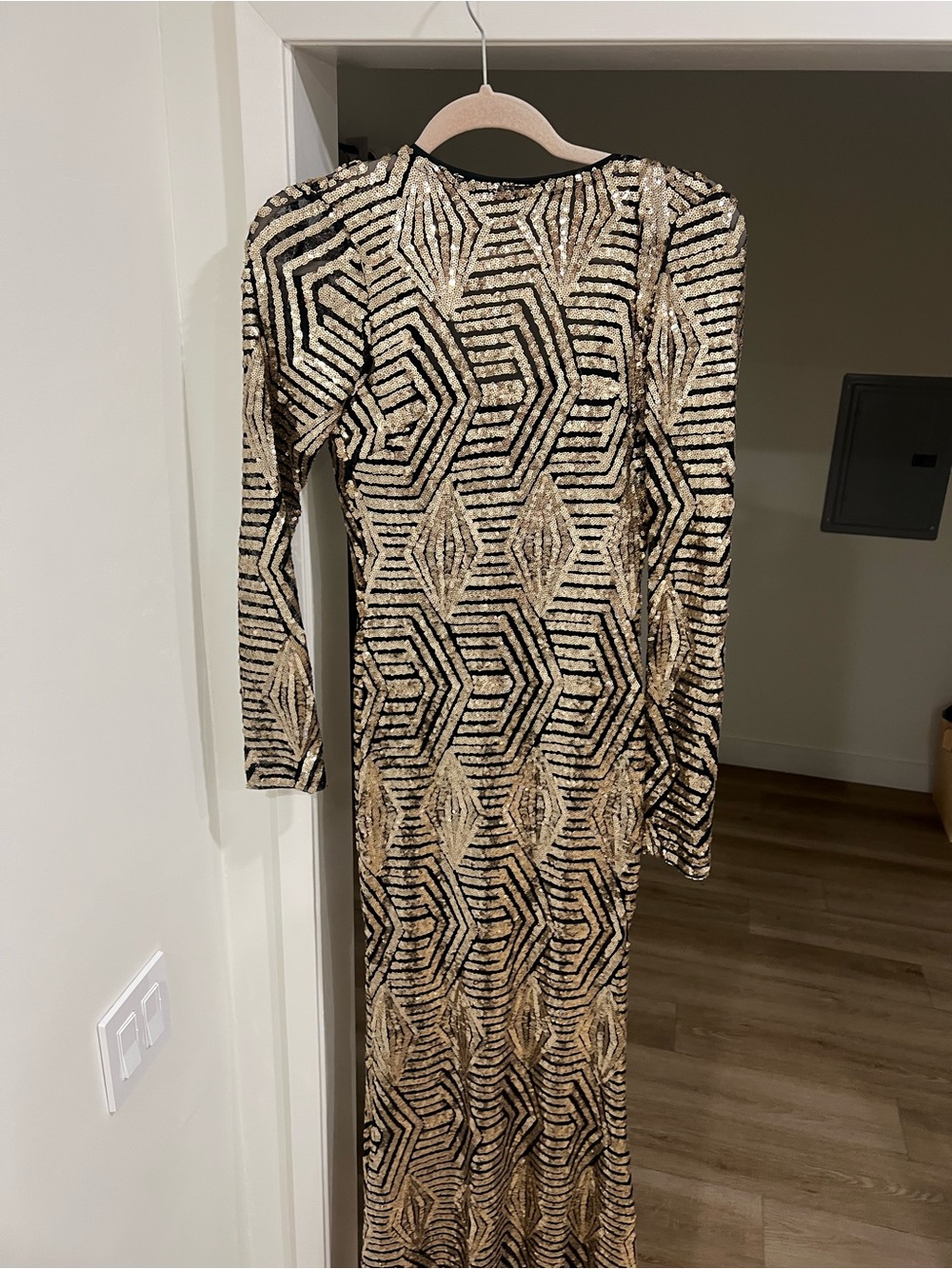 Black & Gold Sequin Long Sleeve Geometric Evening Dress